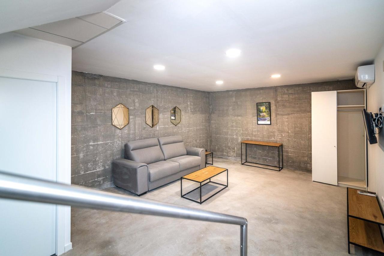 Luxury Apartment 托雷莫利诺斯 外观 照片