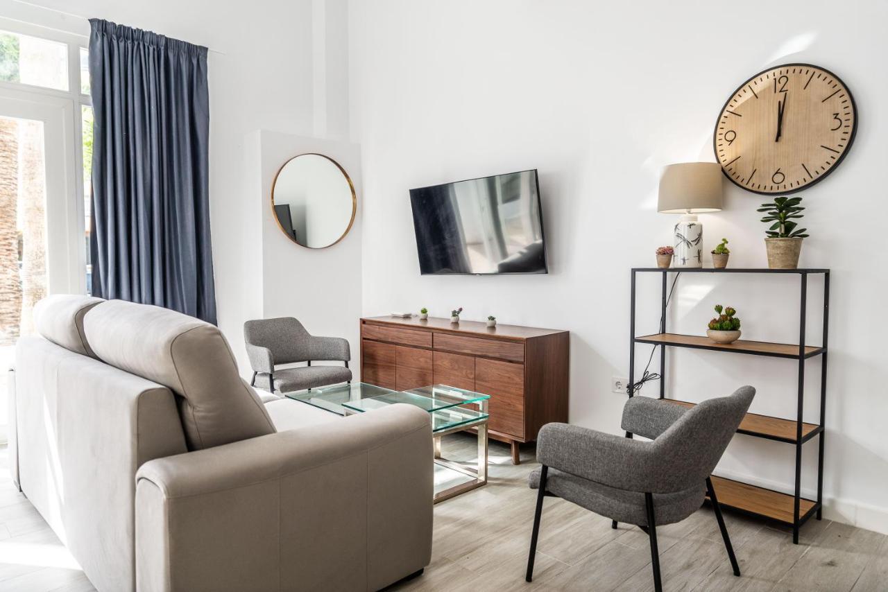 Luxury Apartment 托雷莫利诺斯 外观 照片