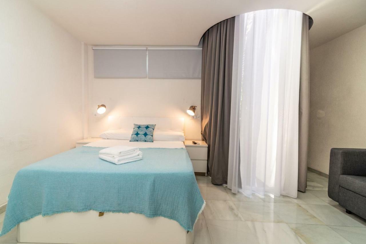 Luxury Apartment 托雷莫利诺斯 外观 照片