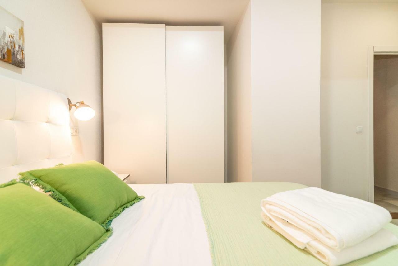 Luxury Apartment 托雷莫利诺斯 外观 照片